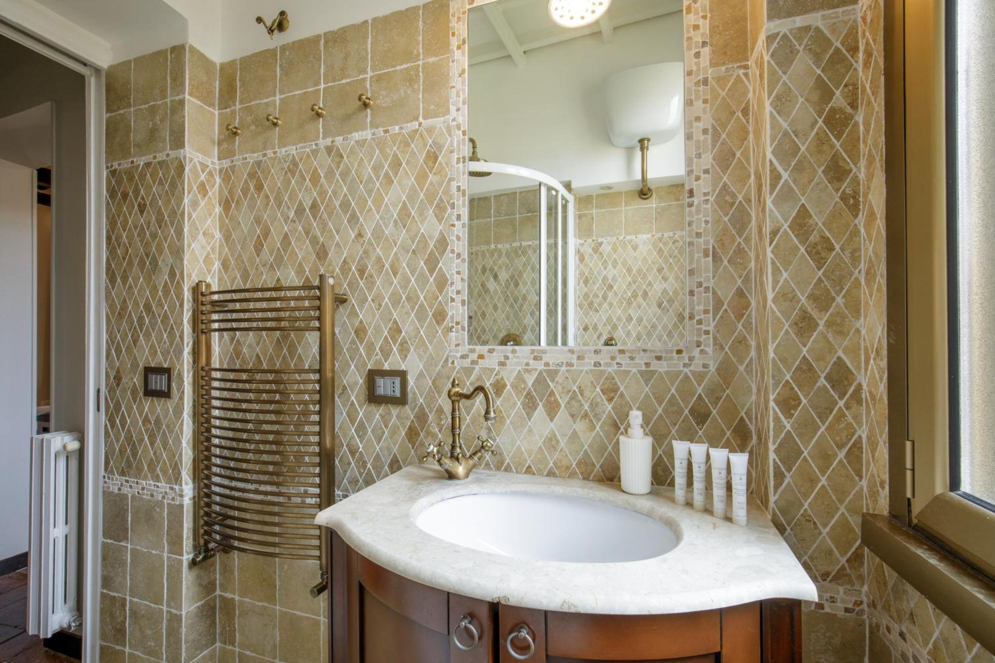 Aenea Bed & Breakfast